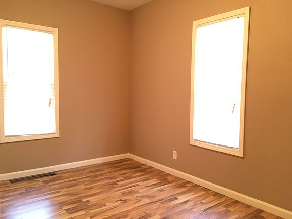 2nd image of 1913 N Peoria Ave