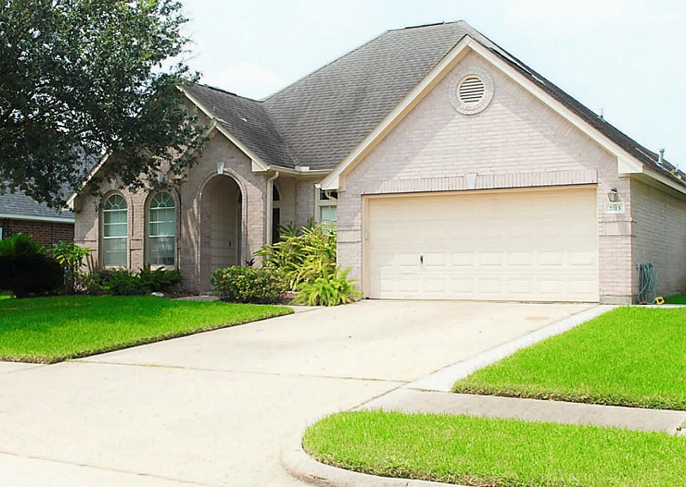1st image of 2313 W Van Trease Dr