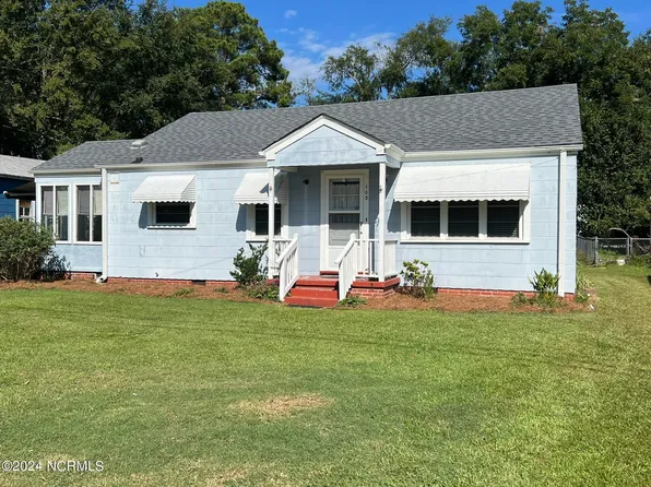 103 S Washington Street, Pikeville, NC 27863
