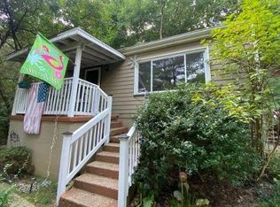 907 Valley Rd, Ambridge, PA 15003