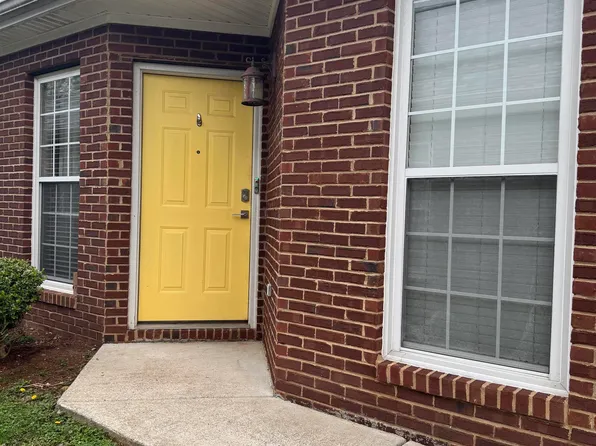 4820 Longmeadow Ln, Bessemer, AL 35022