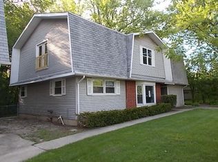 50 Prospect Dr, Lake Villa, IL 60046