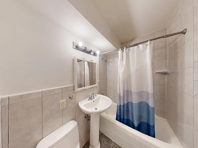 225 E 36th St #2C — Photo 6