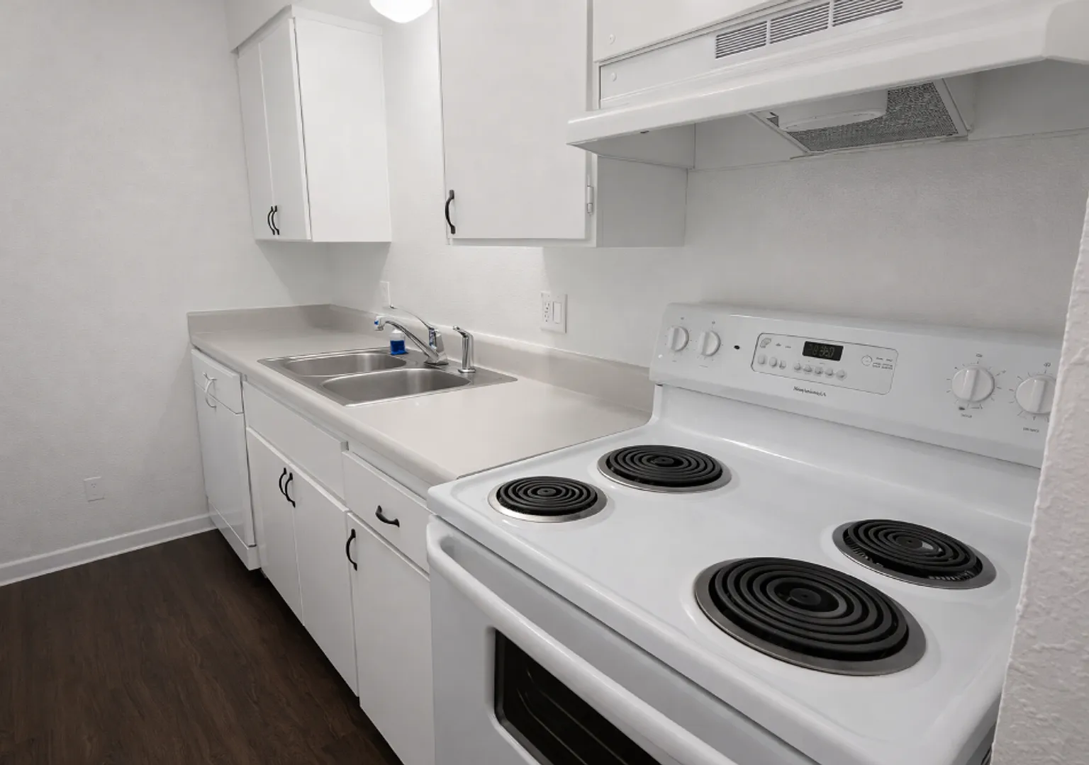 Lakeridge — Photo 1