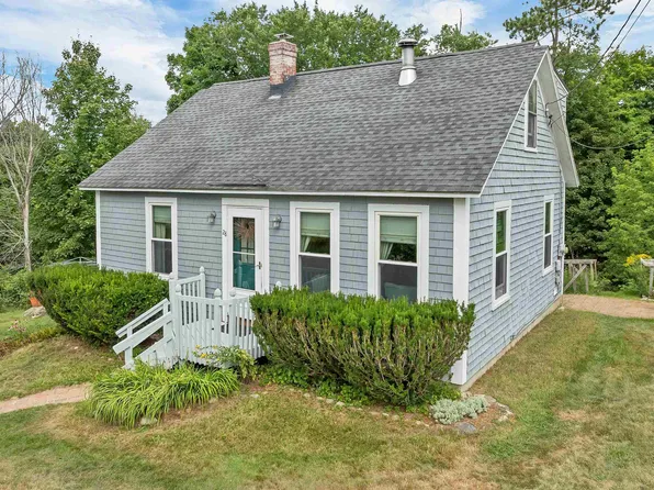28 S Main Street, Pittsfield, NH 03263