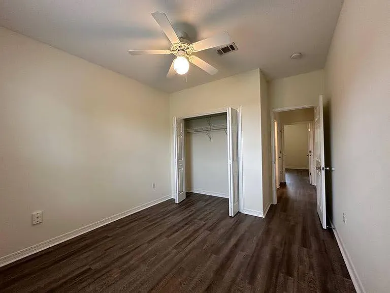 34 Las Roblas Grande Dr — Photo 16