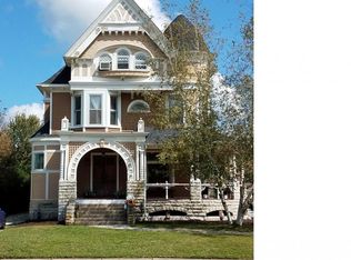545 N Prairie St, Galesburg, IL 61401