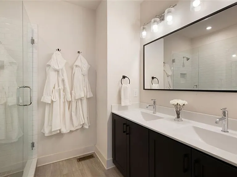 4437 Buckley Way — Photo 25