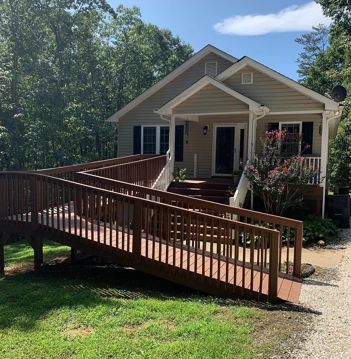 447 Courtland Dr, Appomattox, VA 24522 Zillow