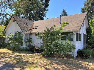 705 E Quincy Ave, Cottage Grove, OR 97424