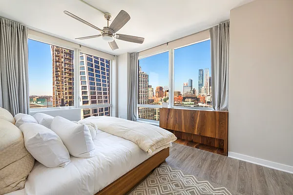 Sold by Compass | media 9