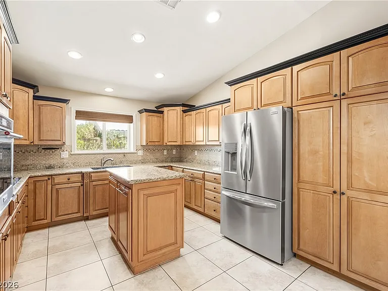 6288 Fisher Ave — Photo 9