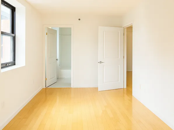 60-70 Woodhaven Boulevard image 13 of 13