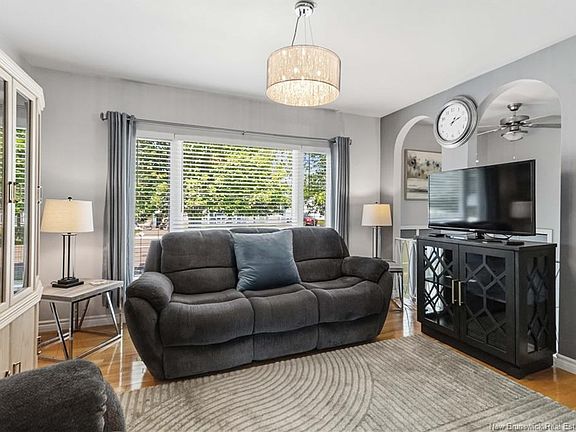 5th image of 29 Mecca Dr