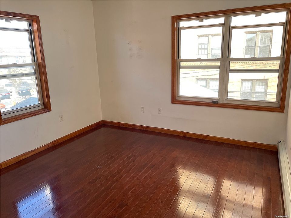 1st image of 107 E Walnut St Floor 2