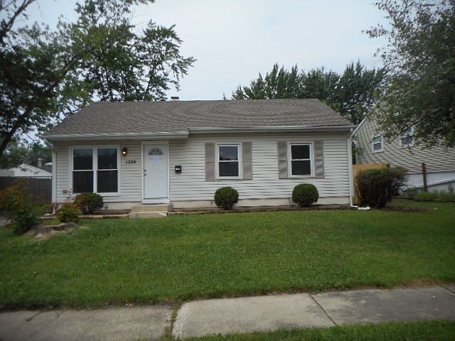 1st image of 1594 Gerald Ave