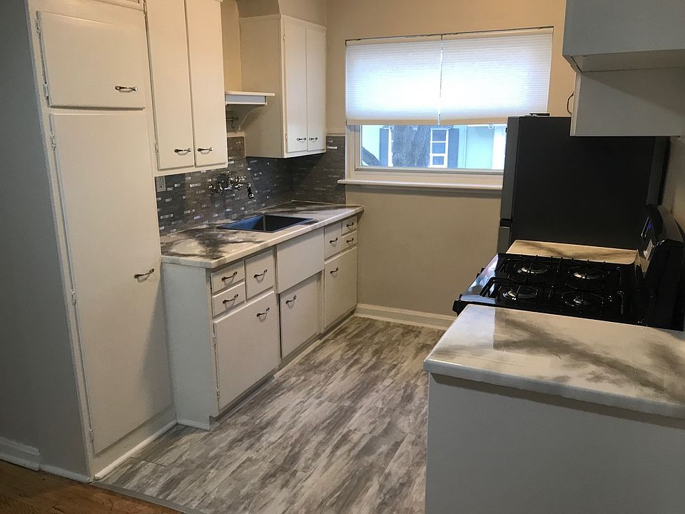 1st image of 4219 Smith Rd #2