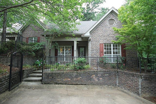 1st image of 102 Windstone Dr
