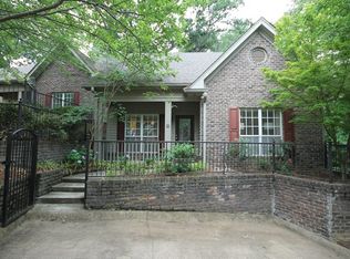 102 Windstone Dr, Oxford, MS 38655