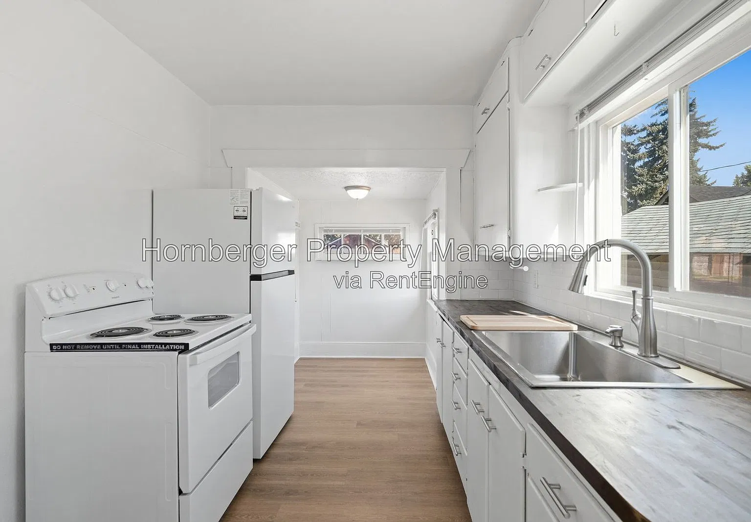 1 bed, 1.0 bath, 836 sqft, $1,250 — Photo 1