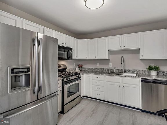 4th image of 7514 Snowpea Ct #149