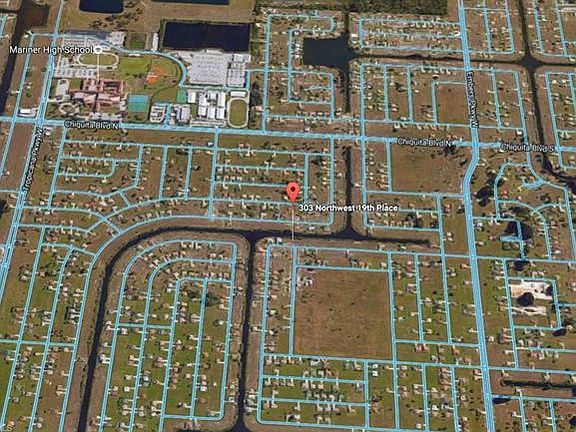 2nd image of 303 NW 19th Pl