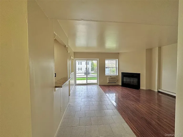 5 Lexington Hl #7 — Photo 18