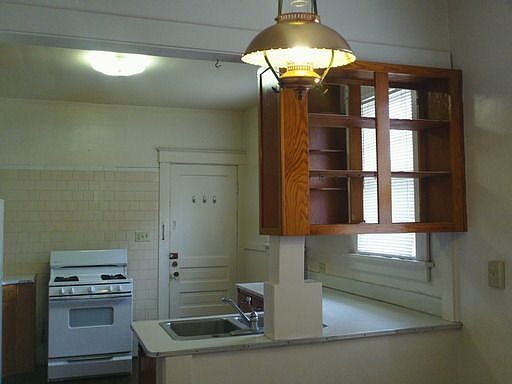 Building Photo 3