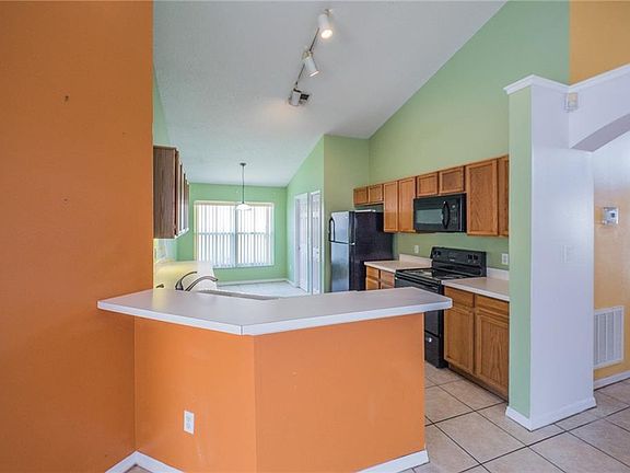 5th image of 1939 Greystone Trl