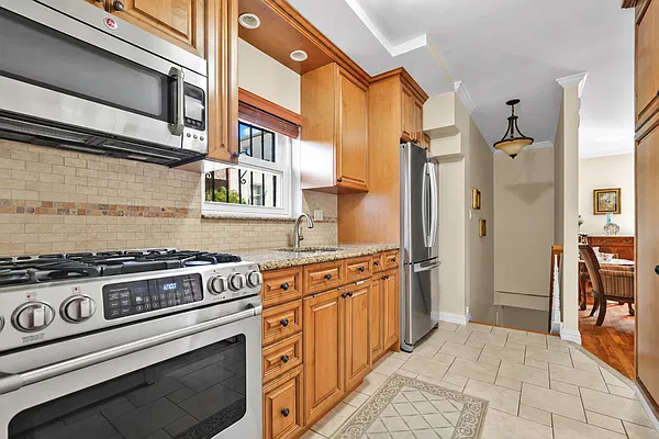 Kitchen, photo 2