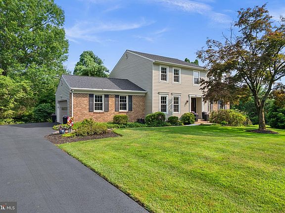 2nd image of 14233 Day Farm Rd
