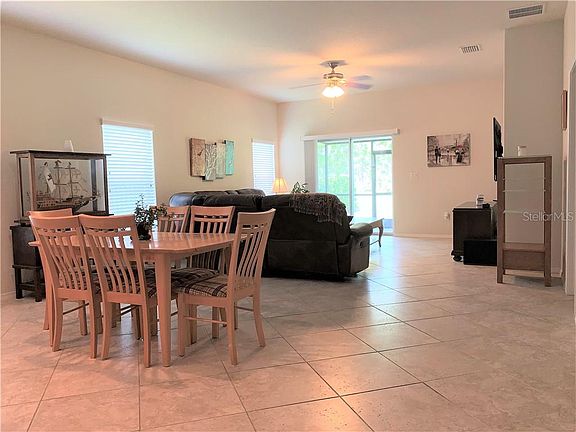 5th image of 2717 Winglewood Cir