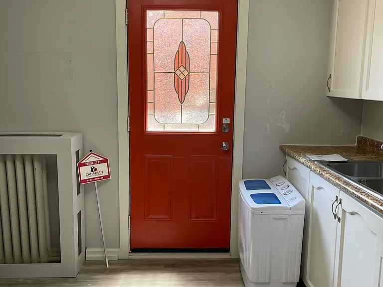 45 Ontario Ave #2 — Photo 12