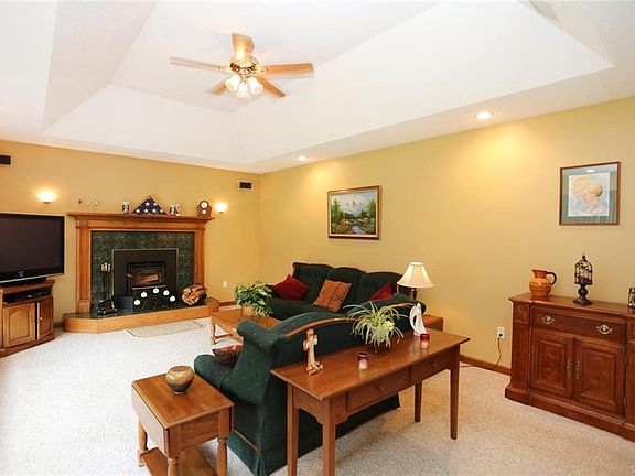 3rd image of 153 Liberty Ln