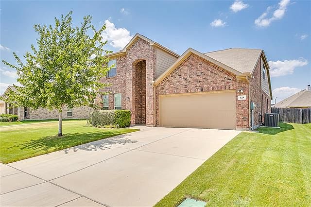 1st image of 824 Misty Oak Trl
