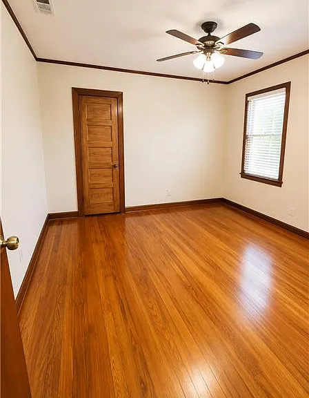 120 Jenks St — Photo 11