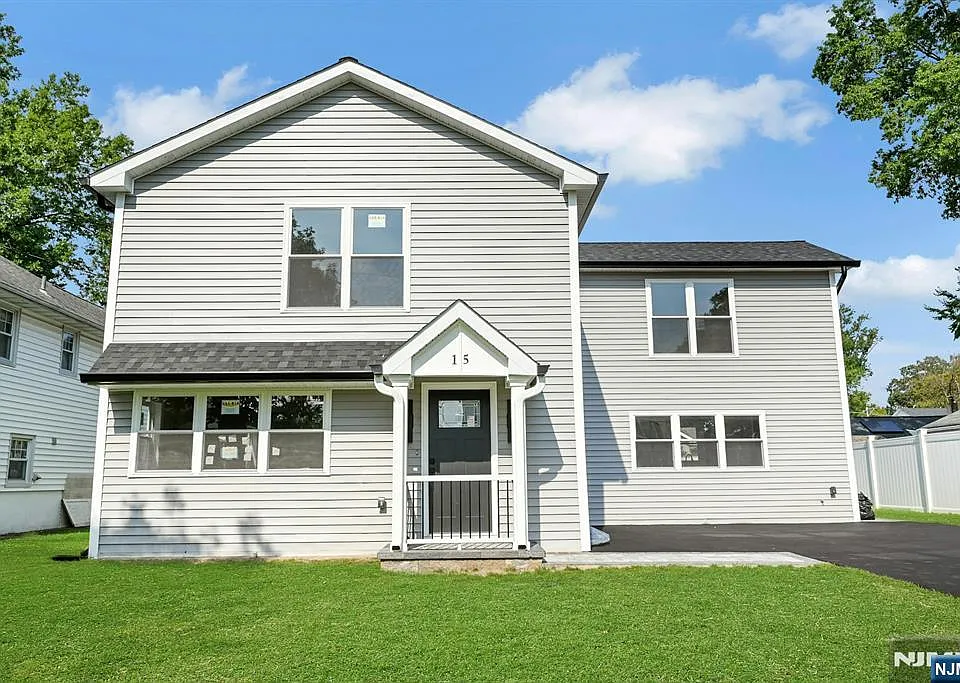 15 Seminole Ave