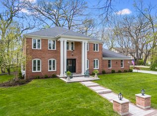 1415 Heatherton Dr, Naperville, IL 60563