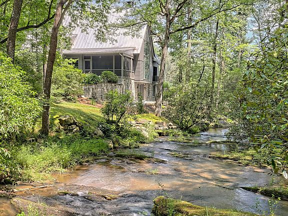 15th image of 3622 Sandy Ford Rd