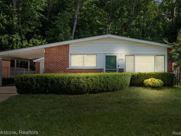 1293 Moulin Ave, Madison Heights, MI 48071