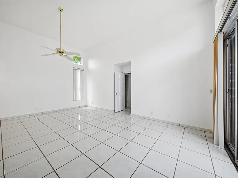 10769 Maple Chase Dr — Photo 29
