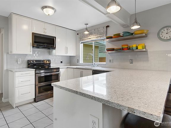 5th image of 3120 Chelsea Lane
