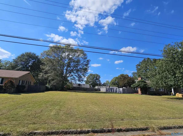 2207 Garner Rd SW, Hartselle, AL 35640