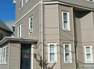 19 Bradstreet Ave, Revere, MA 02151