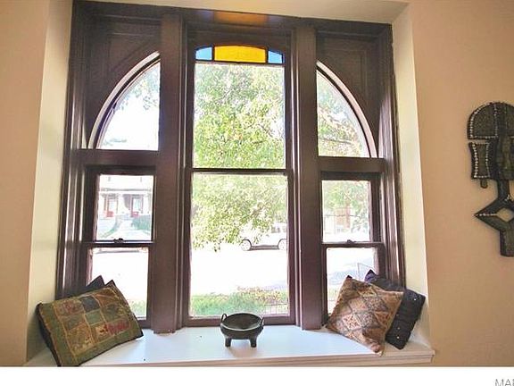 5th image of 1911 Geyer Ave