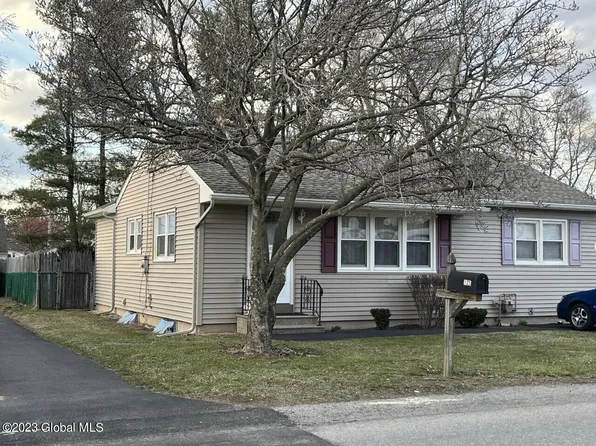 125 Frederick Avenue, Colonie, NY 12205