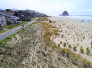 663 Ocean Ave, Cannon Beach, OR 97110