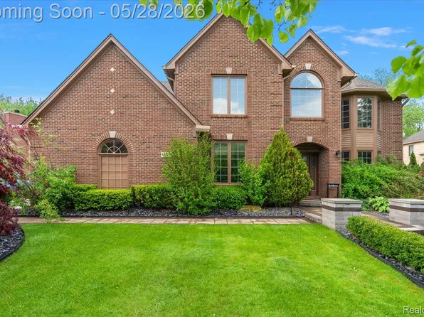 48056 River Way Ct, Canton, MI 48187