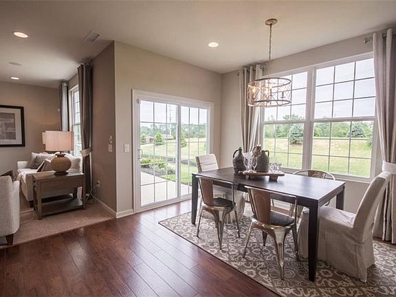 5th image of 13553 Eastpark Cir