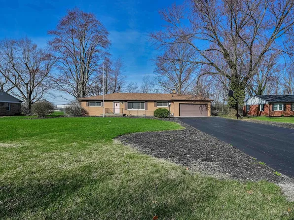 5674 Wallingwood Dr, Indianapolis, IN 46226